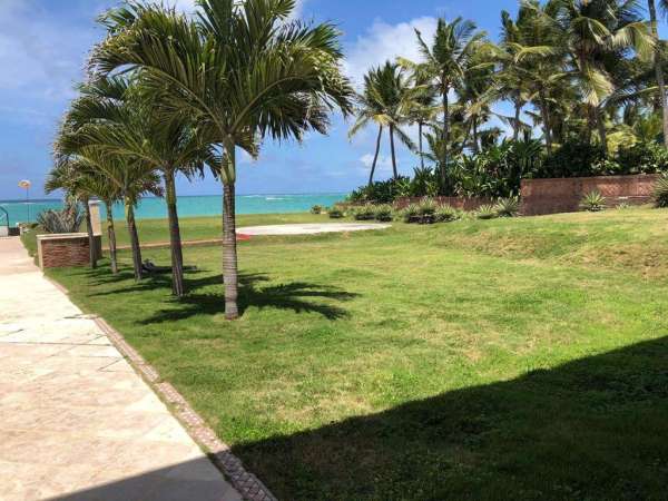 Fully Furnished 10 Bedroom Private Villa!