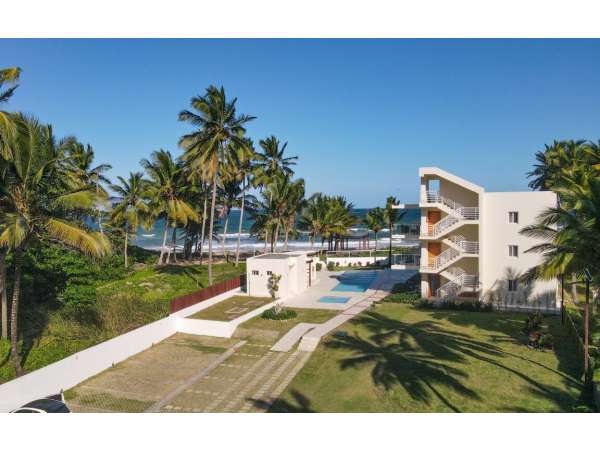 One-bedroom Oceanfront Condo