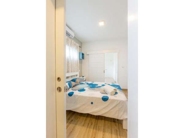 One Suites -1 Bedroom Condo