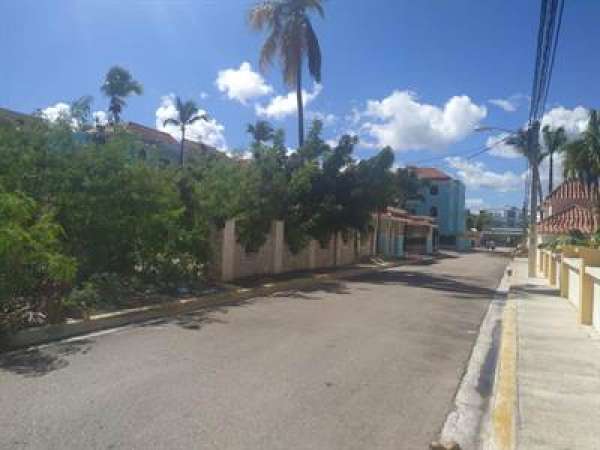 Land  In Cortecito Walk To Beach