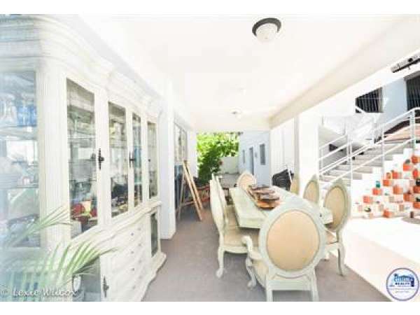 Touristic Aparthotel 22 Rooms With Pool &