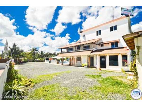 Touristic Aparthotel 22 Rooms With Pool &