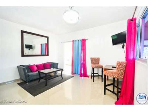 Touristic Aparthotel 22 Rooms With Pool &