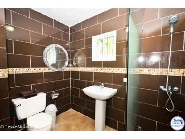 Touristic Aparthotel 22 Rooms With Pool &