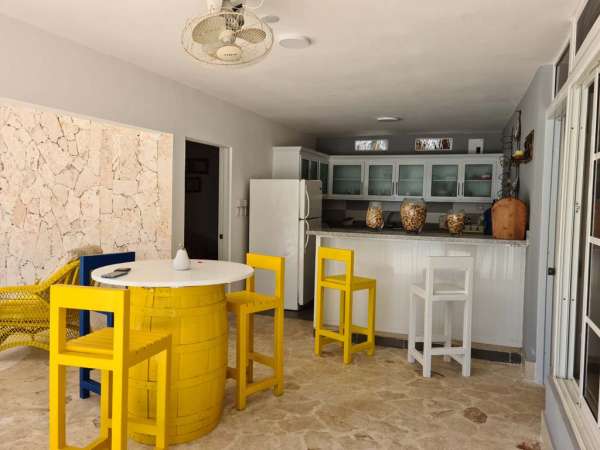 The Main Villa Has 3 Bedrooms And 2 Bathrooms And