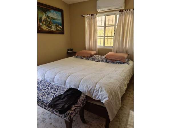 This Beautifull Secondfloor 2 Bedroom 2 Bathroom