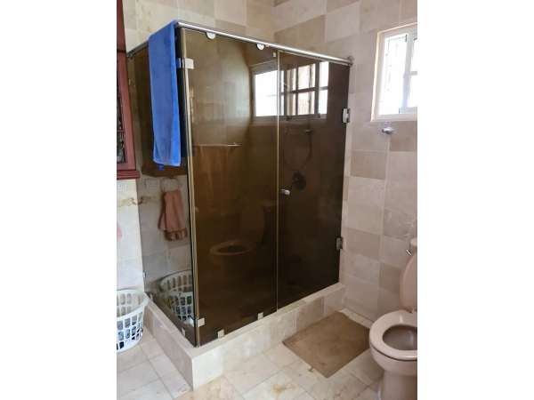 This Beautifull Secondfloor 2 Bedroom 2 Bathroom