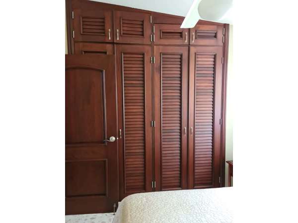This Beautifull Secondfloor 2 Bedroom 2 Bathroom