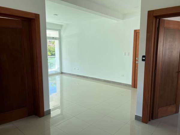 Brand New Penthouse Condos In Exclusive Gated