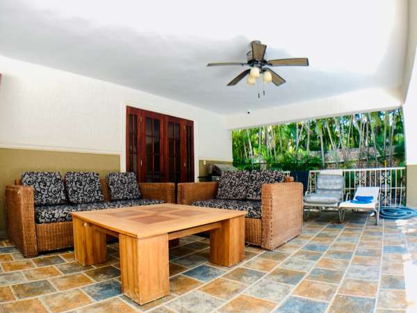 Wonderful 4 Bedroom Villa Priced To Sell