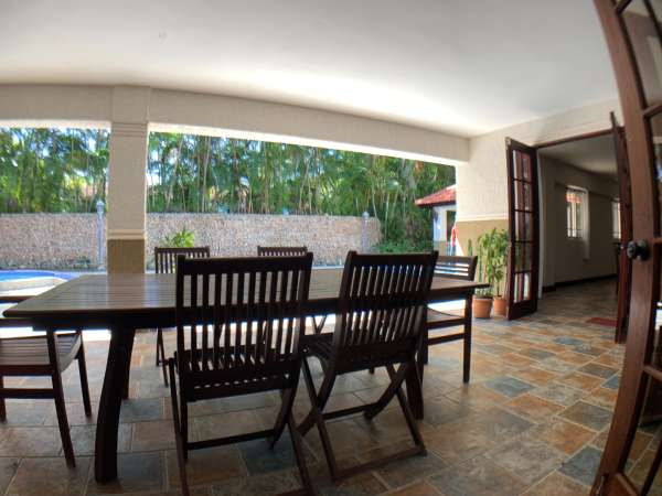 Wonderful 4 Bedroom Villa Priced To Sell