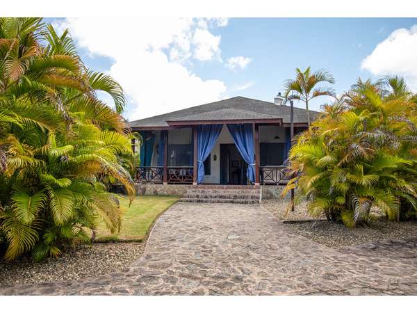 Boutique Beach House Resort