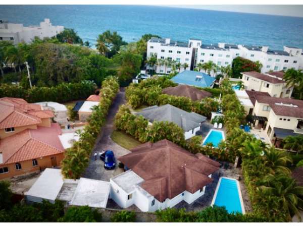 Boutique Beach House Resort