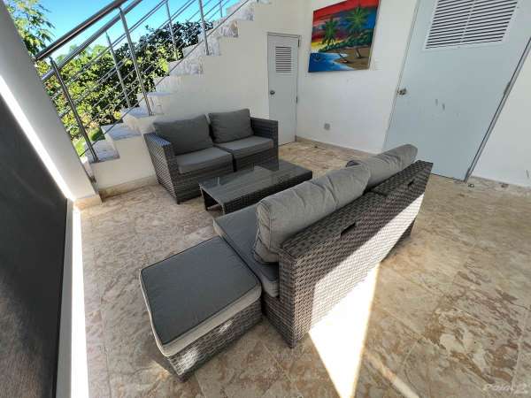 Modern And Beautiful 3 Bedroom Villa Near