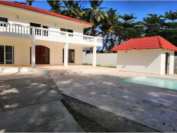 Fabulous Ocean Front Villa In Great Cabarete