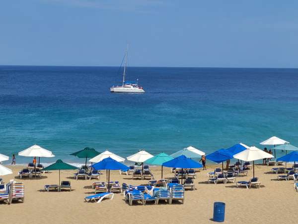 Astonishing Resort - 100+ Rooms