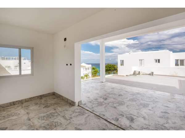 New Oceanfront Condos In The Finishing Phase.