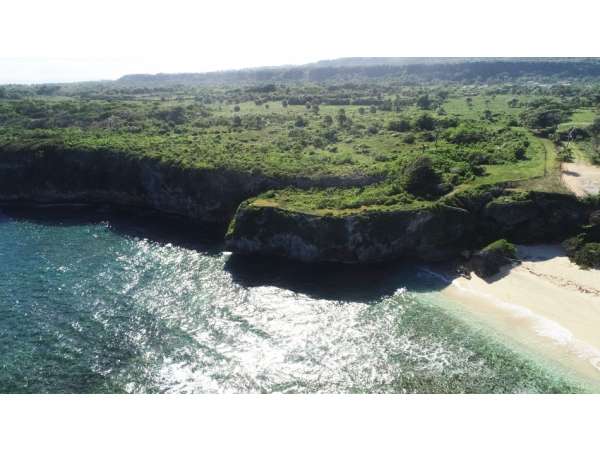 *amazing Oceanfront Property For Sale*