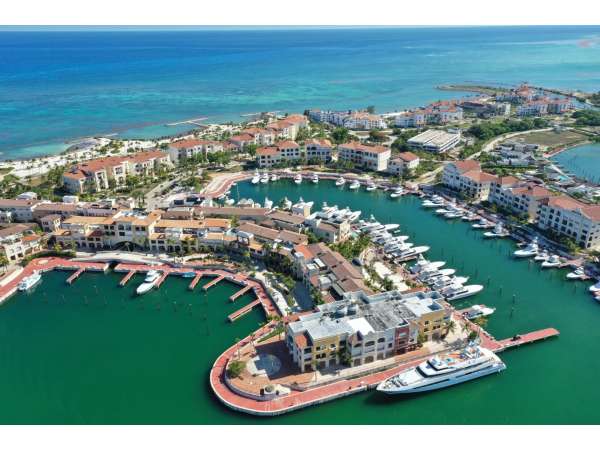 Luxury Condo With Marina View In Cap Cana Punta