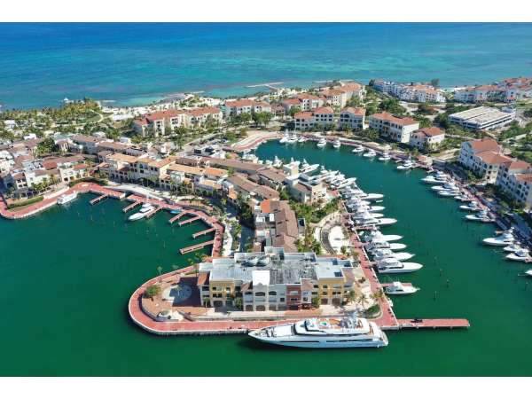 Luxury Condos In The Marina Of Cap Cana