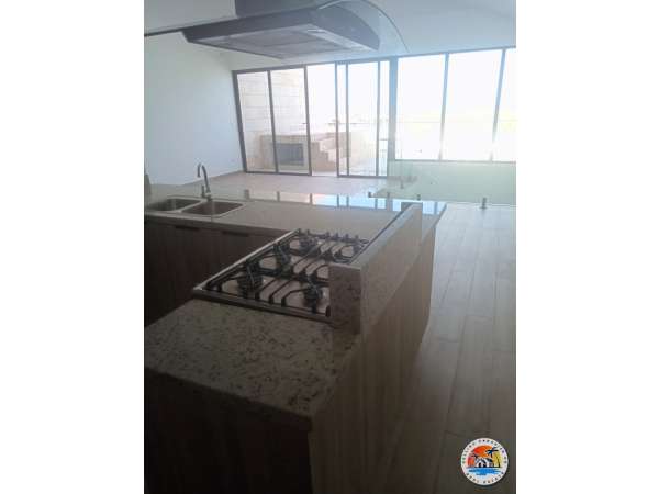 Penthouse - 3 Bedroom Plus Den - 2 Stories - 2450