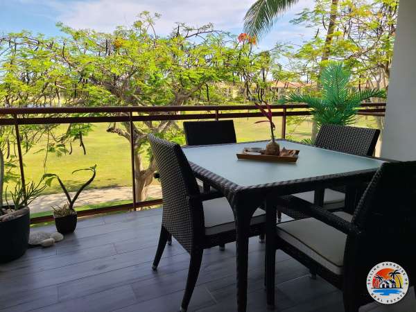 Caribbean Lake 2 Bedroom Condo With Loft