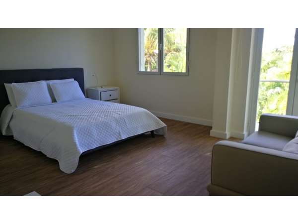 Id-2607 Four-bedroom Residence For Sale In Punta