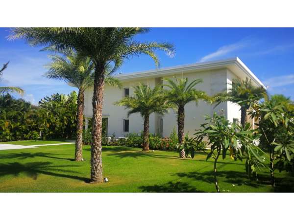 Id-2607 Four-bedroom Residence For Sale In Punta