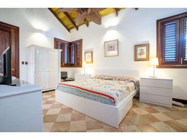 Exclusive 6-bedroom Villa In Casa De Campo: A