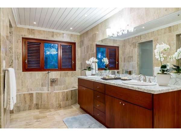Golf Course Villa In Casa De Campo: Luxury Living