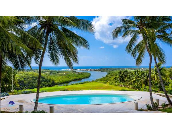 Exclusive 5-bedroom Ocean-view Villa In Casa De