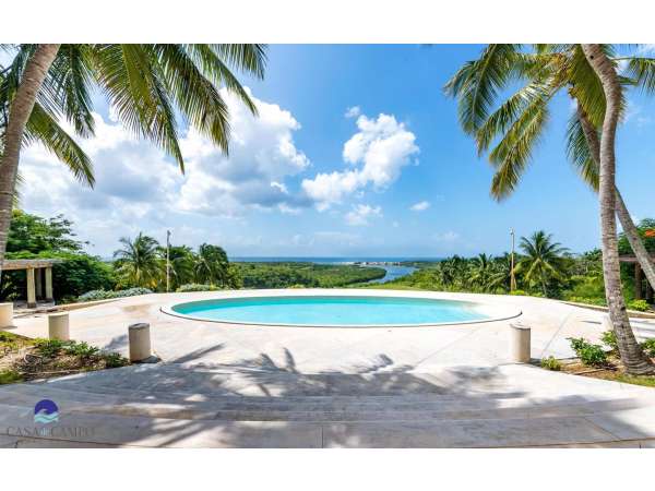 Exclusive 5-bedroom Ocean-view Villa In Casa De