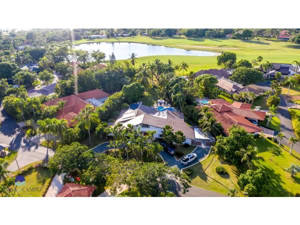 Modern Elegance Meets Golf Course Views In Casa De