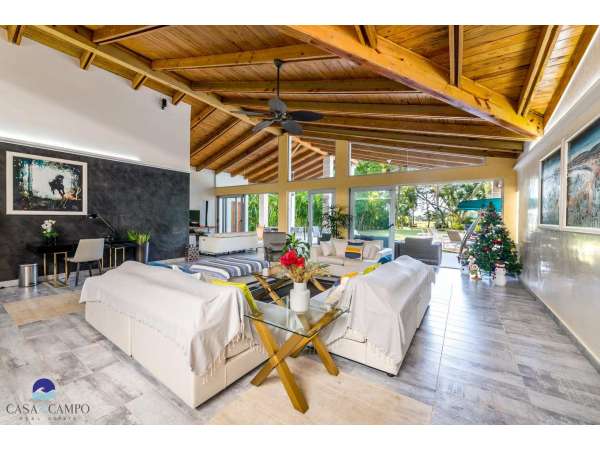Modern Elegance Meets Golf Course Views In Casa De