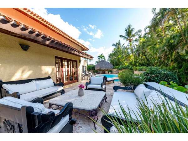 Exquisite 5-bedroom Villa In Casa De Campo: A