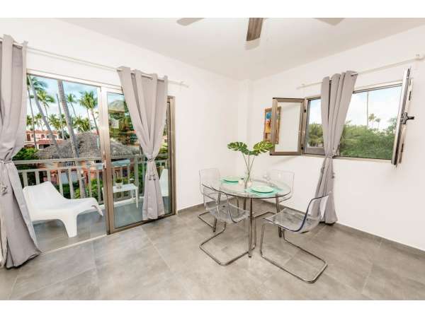 Los Corales Condo: Modern 1br Apartment In Bavaro