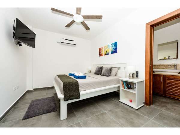 Los Corales Condo: Modern 1br Apartment In Bavaro