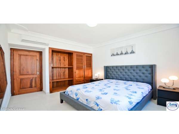 Sol Tropical 2 Bedroom Penthouse With Private