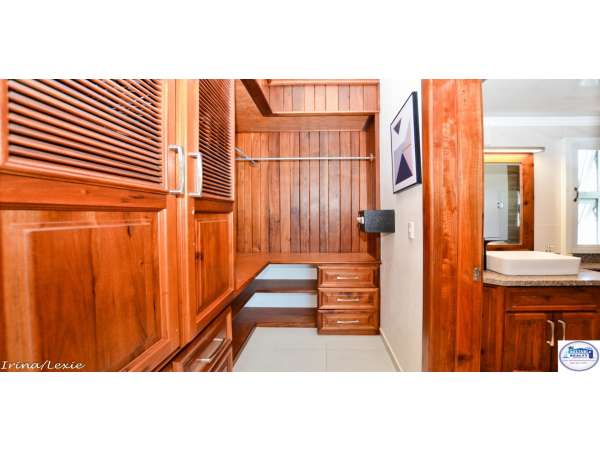 Sol Tropical 2 Bedroom Penthouse With Private