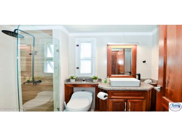 Sol Tropical 2 Bedroom Penthouse With Private