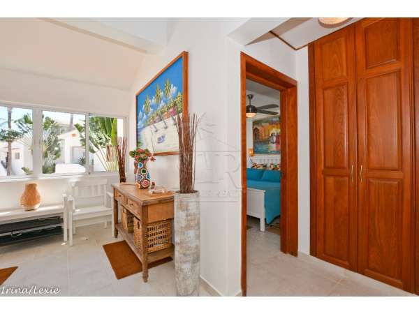 Ocean View Bi-level Los Corales Village