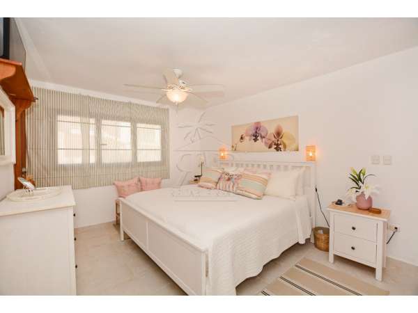 Ocean View Bi-level Los Corales Village