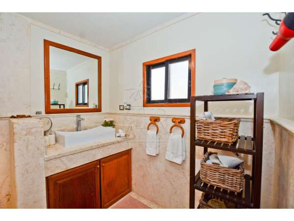 Ocean View Bi-level Los Corales Village