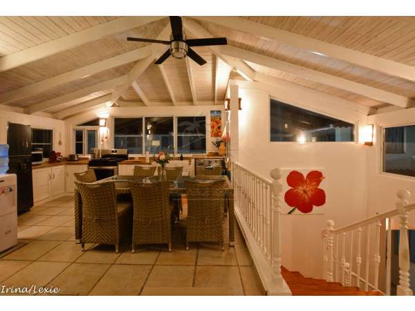 Ocean View Bi-level Los Corales Village