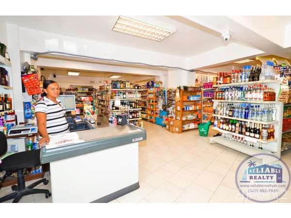 Ocean View Bi-level Los Corales Village