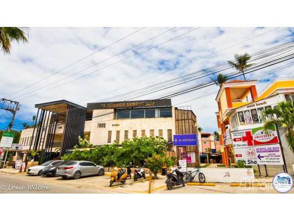 Ocean View Bi-level Los Corales Village