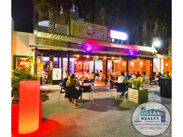 Ocean View Bi-level Los Corales Village