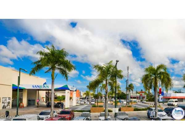 Ocean View Bi-level Los Corales Village