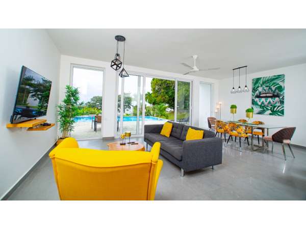 Exquisite Two-level Villa With Breathtaking Views