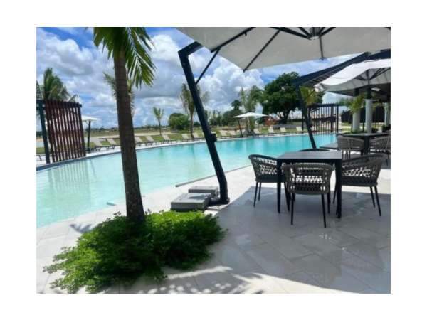 Id-3042 Three-bedroom Apartment For Sale In Punta